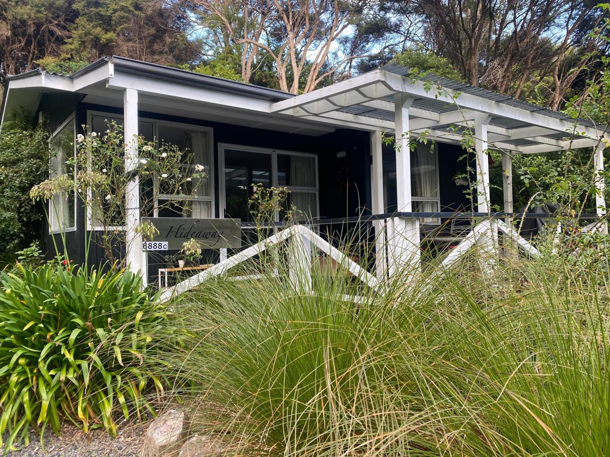 Villa Hideaway - A Couples Retreat Akaroa Exterior foto
